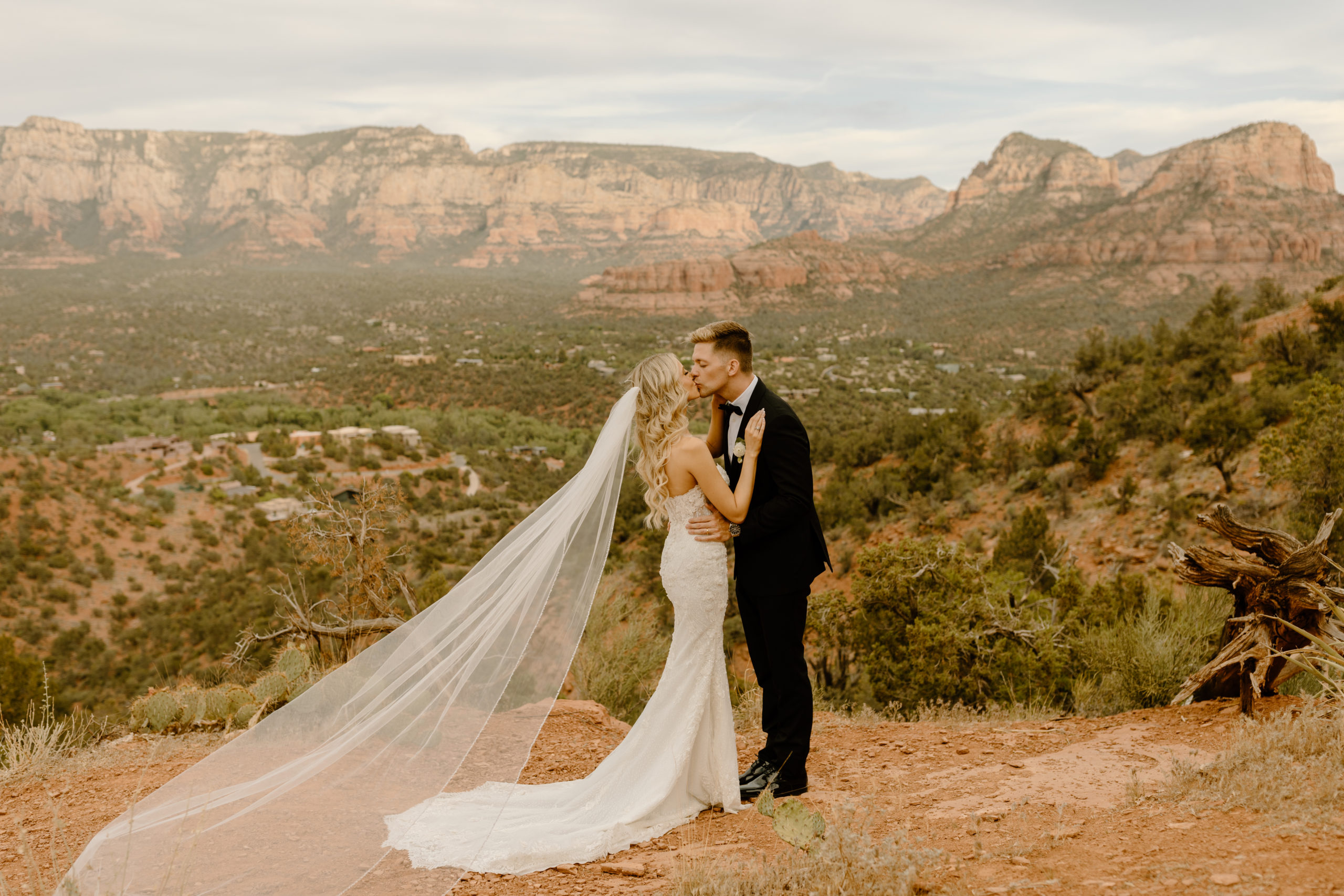 Sedona Arizona Destination Wedding Bride Groom Veil Mountains