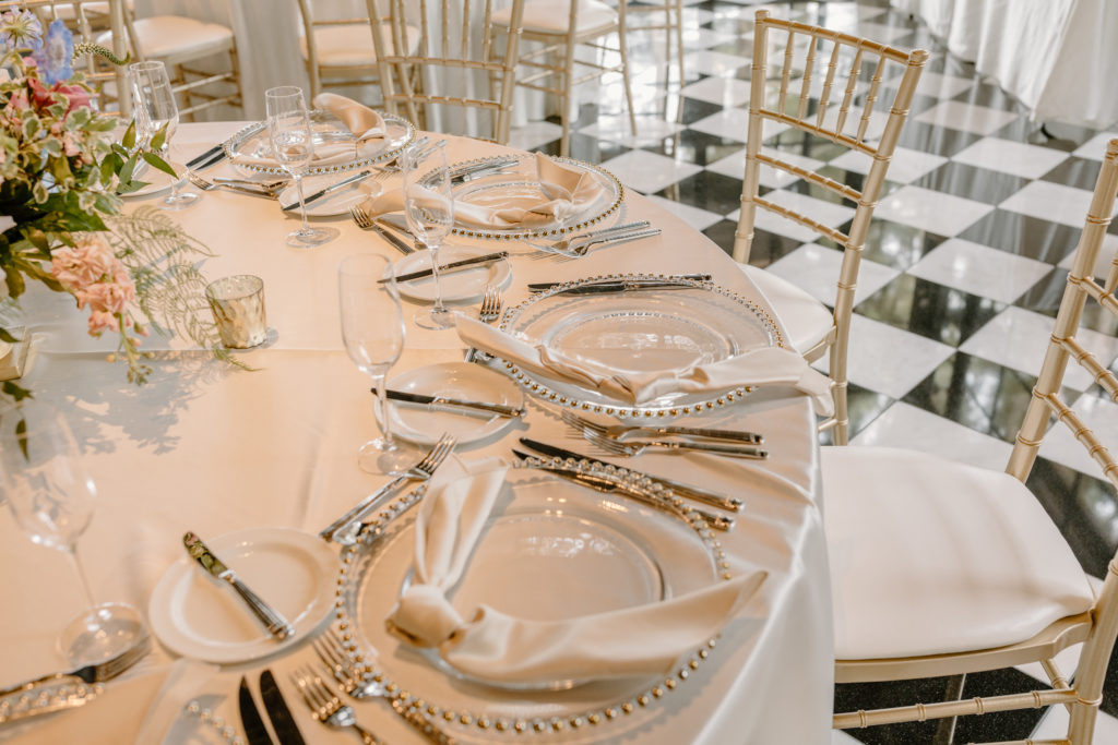 Luxury Timeless Wedding Reception Dinner Table Photos