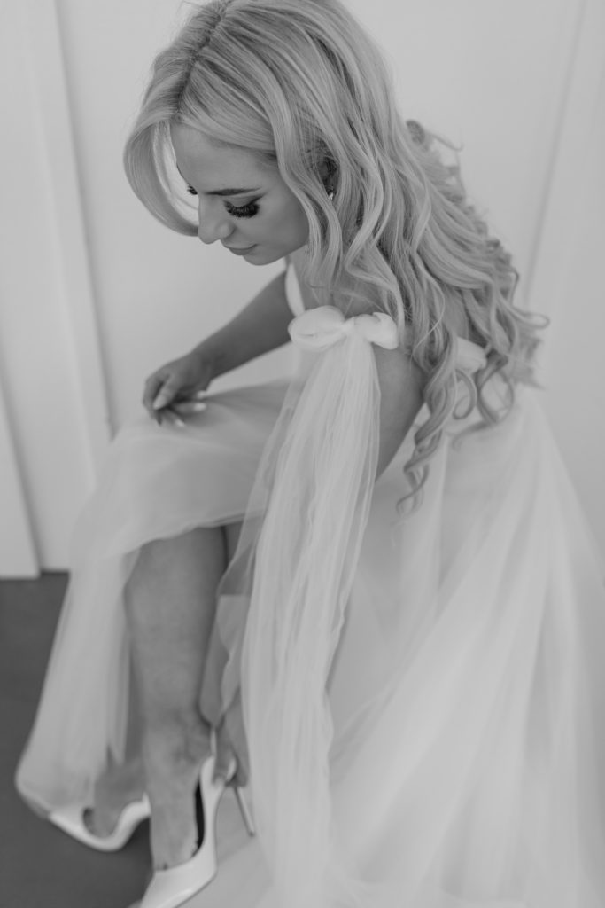 Bride Getting Ready Photos Black and White