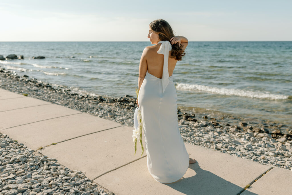 Bridal photos on Lake Michigan beach