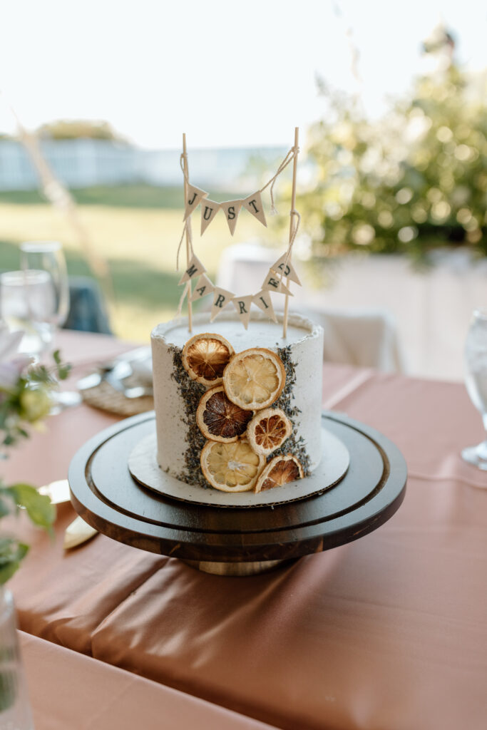 Summer mini wedding cake with dried citrus