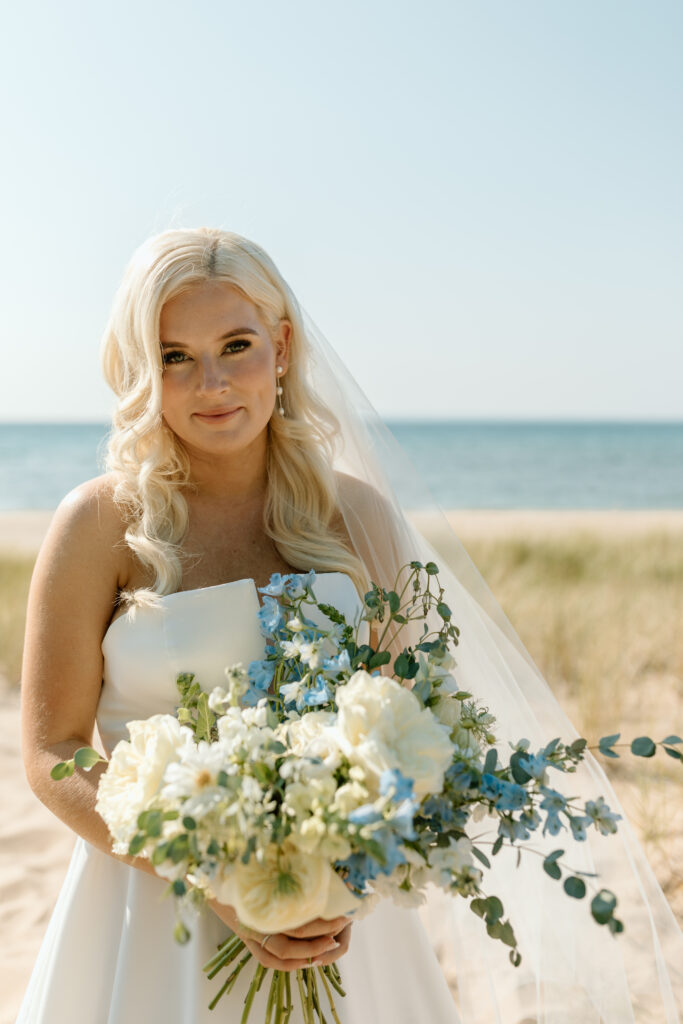Bridal photos on the beach
